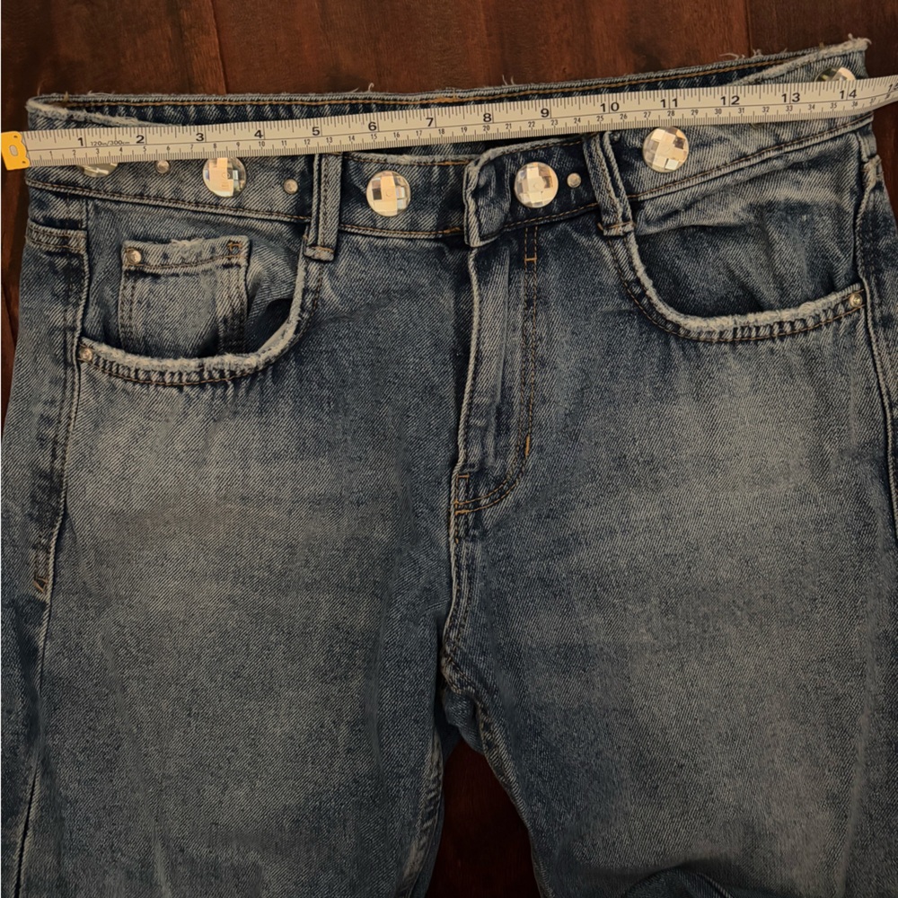 Zara LIKE NEW Jeweled Waist Cropped Straight Jeans, Size 28 - Picture 6 of 6
